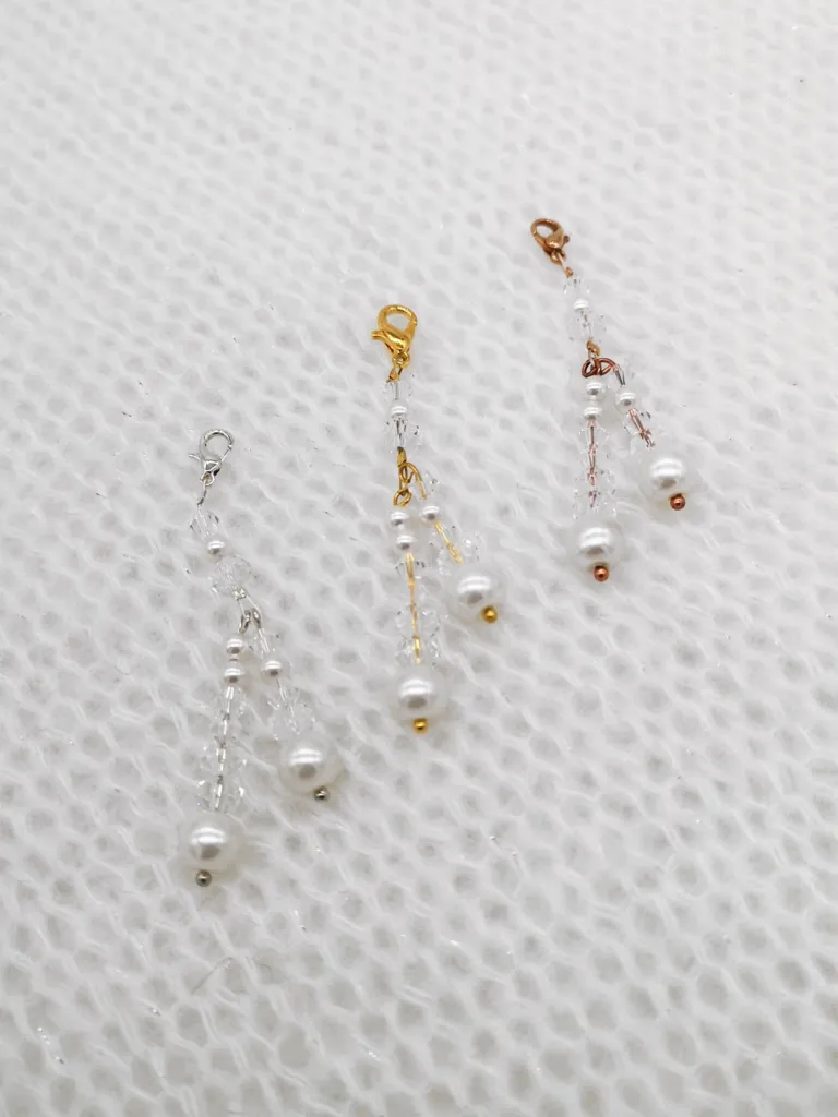 #short charm - pearl