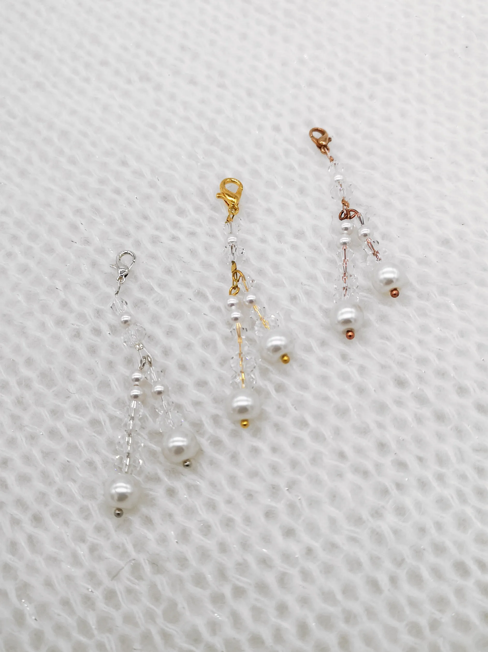 #short charm - pearl