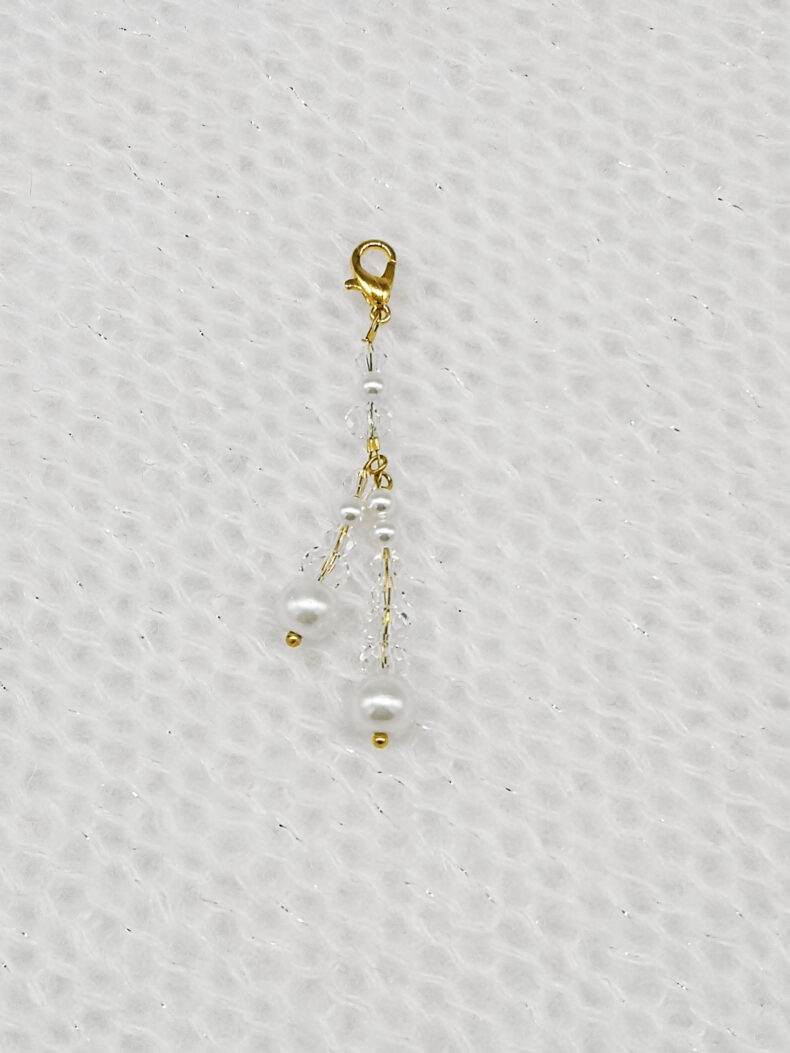 #short charm - pearl