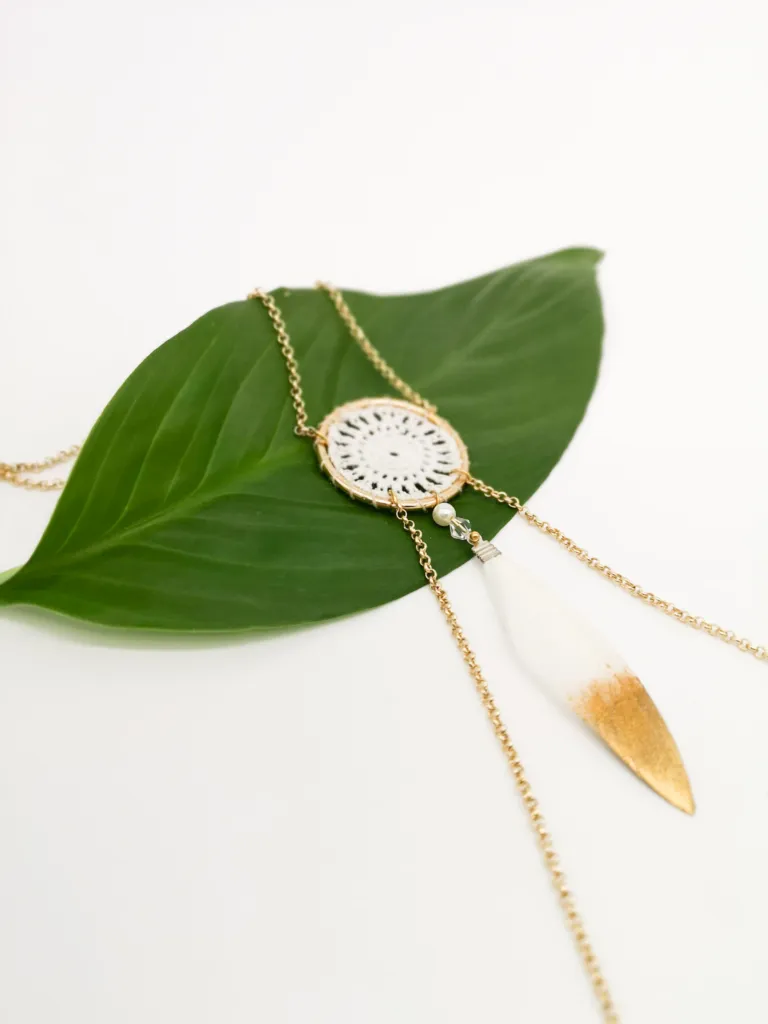 #western backlace in gold