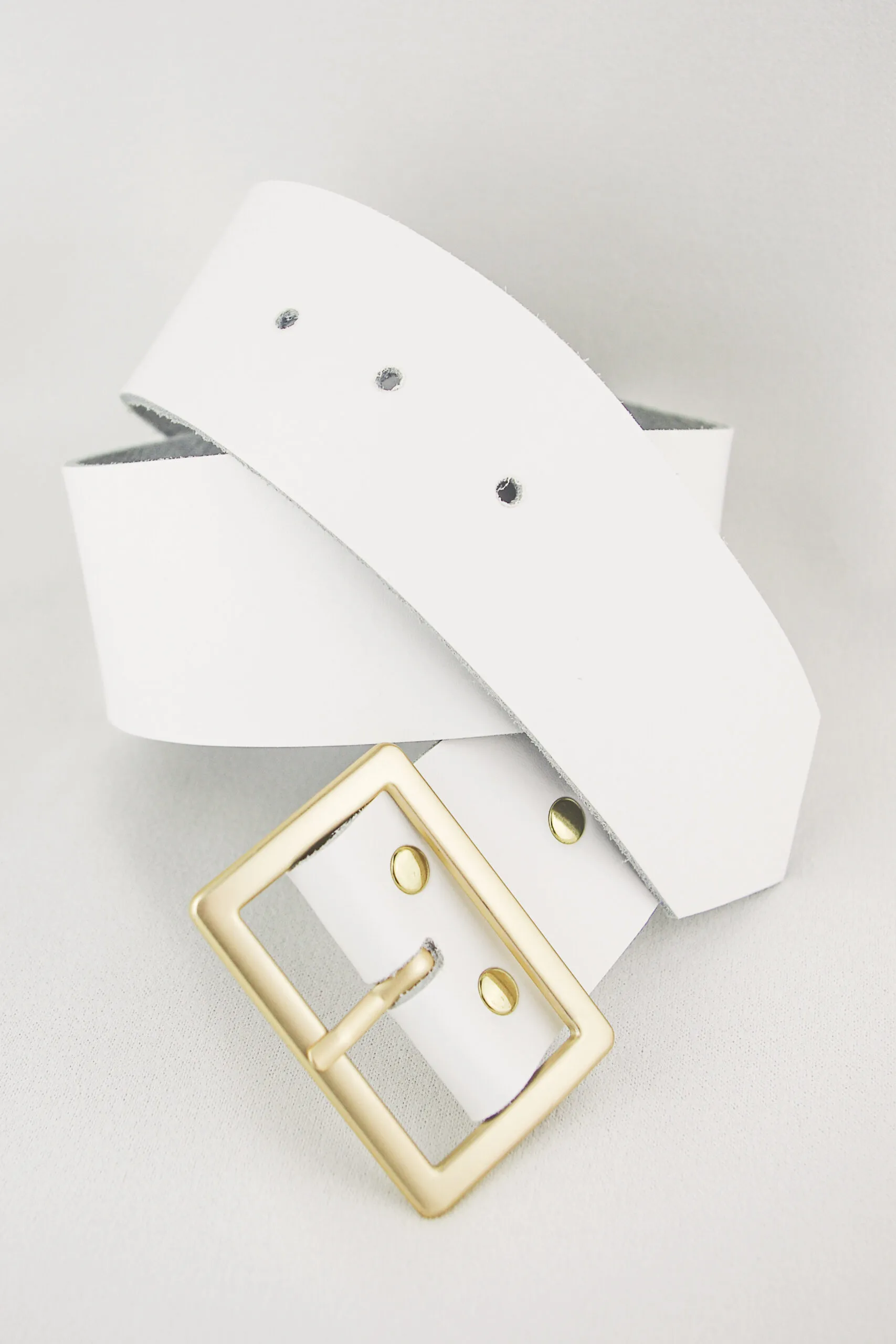 #leather belt ivory/gold